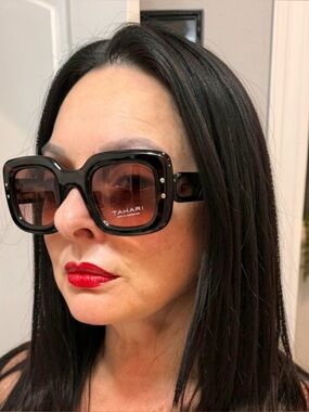Tahari Tortoiseshell Oversized Square Sunglasses with Brown Lenses *NWT